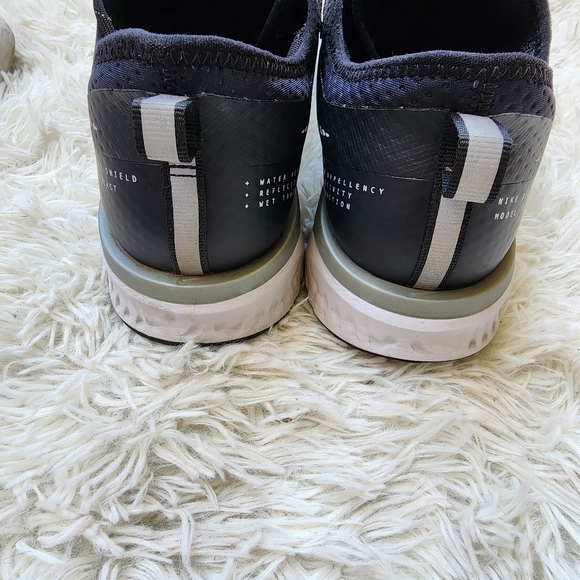 NIKE Men's Odyssey React 2 S Trail Running Shoe - Picture 4 of 5